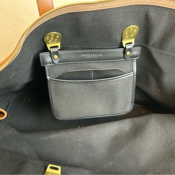 Vtg Dooney & Bourke Cabriolet Weekender Bag Tan Fabric Leather Shoulder Strap - Picture 9 of 9